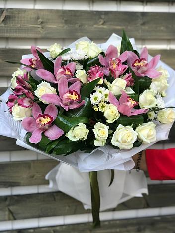 Букет цветов из: Розы и Хризантемы в Одоев