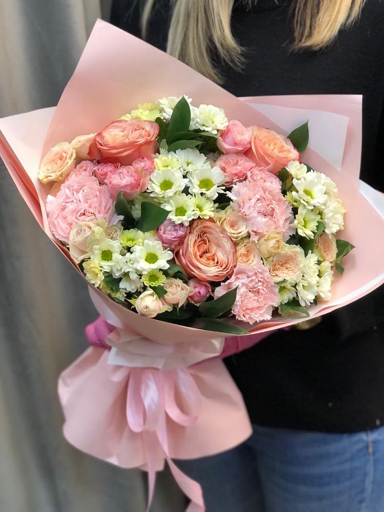 Букет цветов из: Гвоздики, Розы и Хризантемы в Одоев