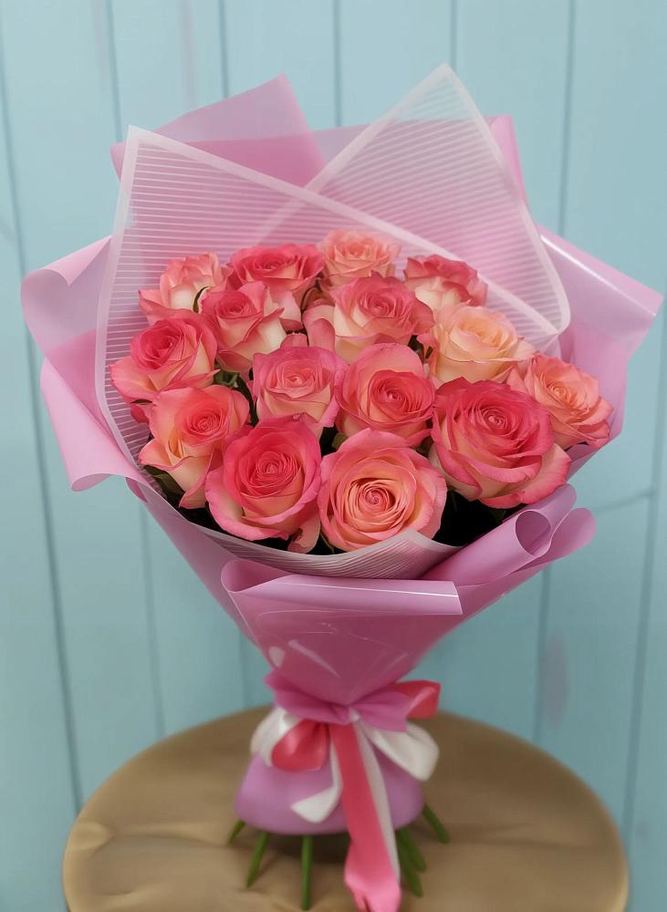 Букет 15 Розовых роз Равель в Одоев