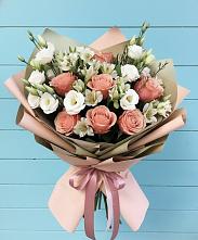 Букет цветов из:  Розы, Альстромерии и Лизиантусы в Одоев