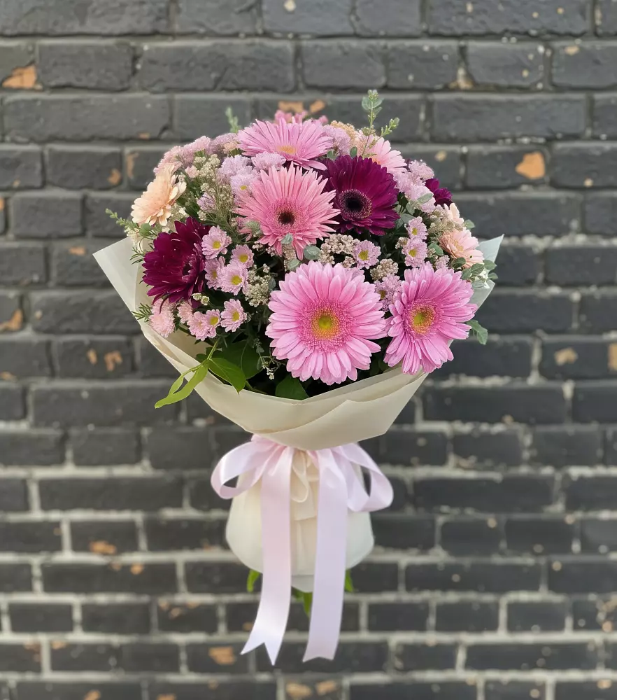 Букет цветов из: Герберы и Хризантемы в Одоев