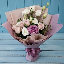 Букет цветов из:  Розы и Лизиантусы в Одоев
