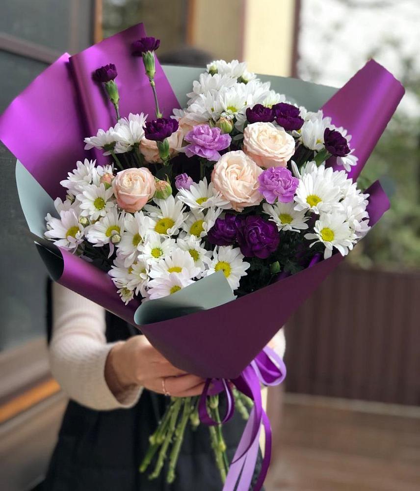 Букет цветов из: Хризантемы, Гвоздики и Розы в Одоев