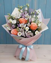 Букет цветов из:  Лизиантусы, Розы, Альстромерии и Гипсофила #REPLACE_PRED# Одоев