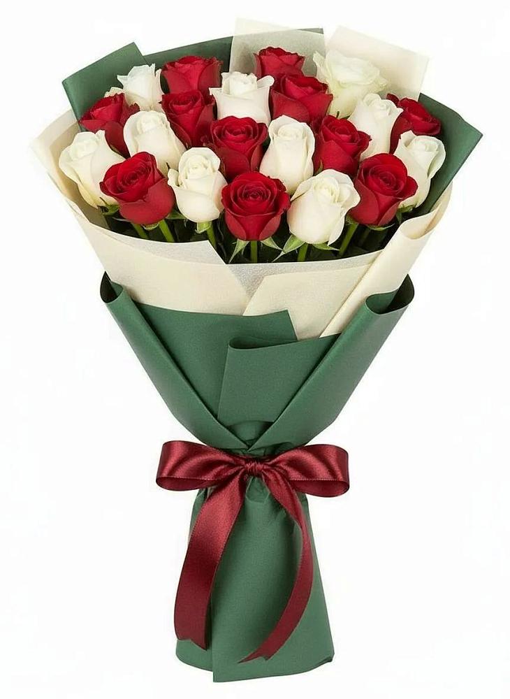 Букет Микс из красных и белых роз в Одоев
