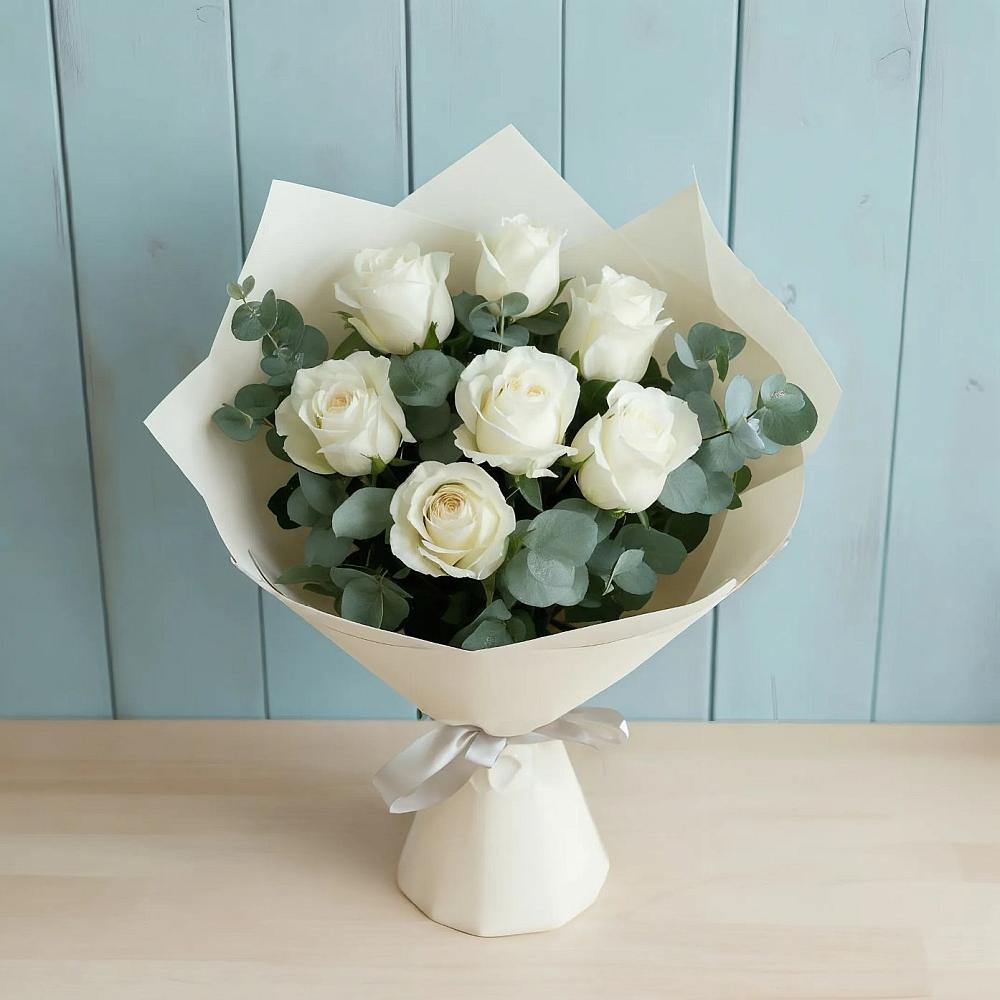 Букет Белые розы в Эвкалипте в Одоев